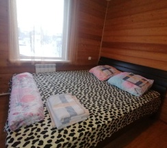 Коттедж с красивым видом из окна в Удачный