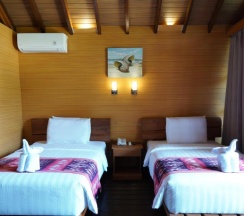 Двухместный номер Standard с видом на бассейн 2 отдельные кровати в Wah Resort Gili Trawangan