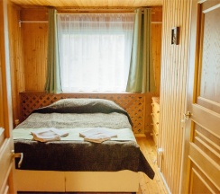 3-х комнатный номер с видом на озеро в Авиаретро