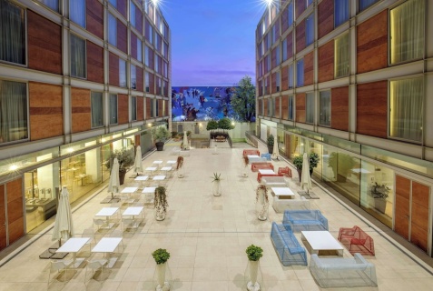 Новате-Миланезе: Отель DoubleTree by Hilton Milan