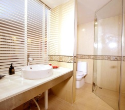 Двухместный номер Deluxe двуспальная кровать в I Residence Hotel Silom