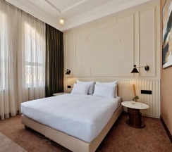 Двухместный люкс c 1 комнатой двуспальная кровать в Hotel Crowne Plaza Tashkent, an IHG Hotel
