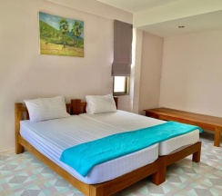 Двухместный номер Standard с балконом двуспальная кровать в No.7 Guesthouse