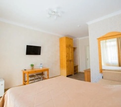 Номер Standard в Оливия