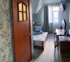 Двухместный номер Standard с балконом и с красивым видом из окна двуспальная кровать в Дюна-центр