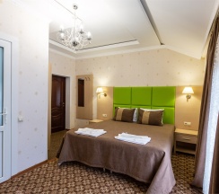 Трехместный номер стандарт в Сказка снежных вершин