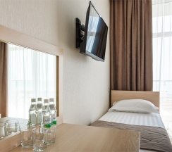 Стандартный четырехместный номер с фрагментарным видом на море в Del Mar Inn