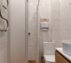 Полулюкс в Папа и море