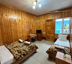 3х местный в Адрианна