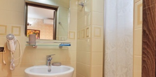 Геленджик: Гостевой дом Лорис