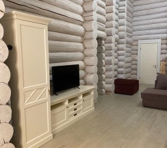 Трехкомнатные Апартаменты 2 с кухней и гостиной с видом на реку в Басовское