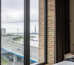 Апартамент с 2 спальнями и видом на Неву в Docklands