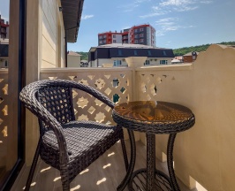 Комната стандарт с 1 двуспальной кроватью с балконом в Дворец Солнца