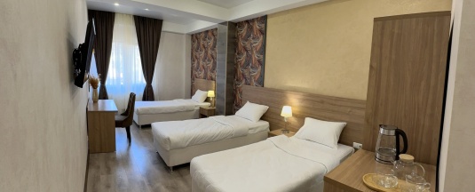 Трёхместный стандартный номер в К2