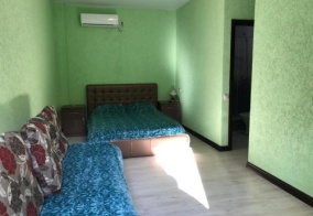 Гостевой дом Guest house on Prospect Vladislava Ardzinba в Гагре