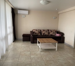 Полулюкс, двухкомнатный номер на втором этаже в Золотая рыбка