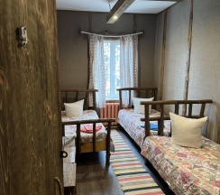 Номер эконом с 3 односпальными кроватями в Усадьба Добрыни Никитича
