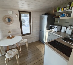 Коттедж с красивым видом из окна в Бали