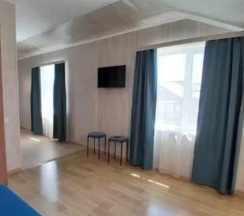 Семейный номер Superior с видом на бассейн в Рандеву у реки