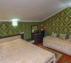 Трехместный номер Делюкс в Натали