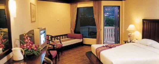 Номер Standard с видом на бассейн в Kata Poolside Resort