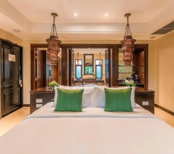 Двухместная вилла Premium Garden двуспальная кровать в Paradox Resort Phuket