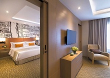 Люкс c 1 комнатой в Grand Fortune Hotel Bangkok