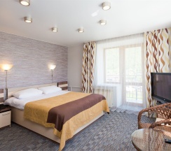 Джуниор Сюит в Крестовая падь