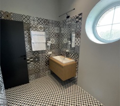 Полулюкс  2-местный с ванной + 2 дополнительных места в Alpha Garden