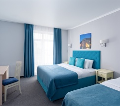 Standard  Triple  with balcony в Мореми