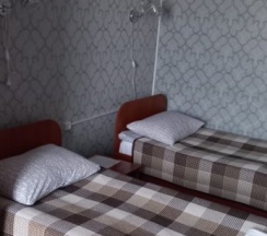 Трехместный номер с 3 односпальными кроватями в Вояж