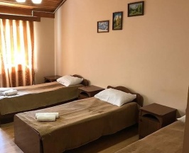 Трехместный в Докса