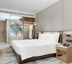 Двухместный номер Premium двуспальная кровать в Holiday Inn Changsha Malanshan by IHG