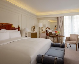 Номер Гранд Делюкс с одной кроватью King в The Carlton, Moscow