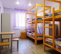 Кровать в общем номере (мужской номер) в Реутовский дворик
