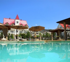 Стандарт с видом на бассейн в Eva