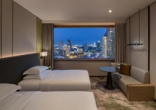 Двухместный номер Premium 2 отдельные кровати в Millennium Hilton Bangkok