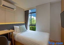 Двухместный семейный люкс Premium в Wyndham Garden Naithon Phuket