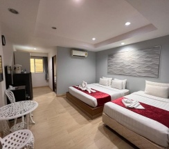 Трёхместный номер Standard в The Beach Front Resort Pattaya  - SHA Plus