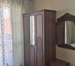 Трехместный стандарт с балконом в Алиса