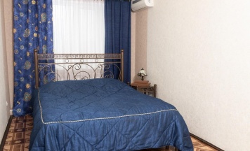 Номер стандарт с 1 двуспальной кроватью в Вечный зов