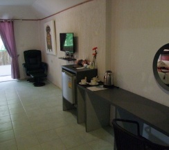 Трёхместный номер Standard c 1 комнатой в Samui Green Hotel