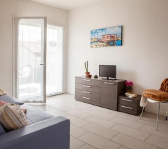 Двухместная студия Economy с балконом двуспальная кровать в Residence Sunrise Cesenatico