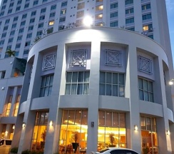 Двухместный номер Deluxe двуспальная кровать в Diamond Plaza Hotel Suratthani
