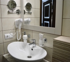Двухместный номер комфорт с двумя односпальными кроватями в Villa Natali