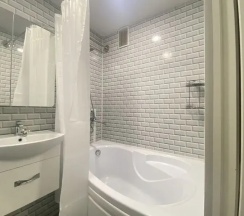 Апартаменты с 3 комнатами в Две Подушки