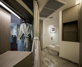 Двухместный номер Different Degree 2 отдельные кровати в LiT BANGKOK Hotel