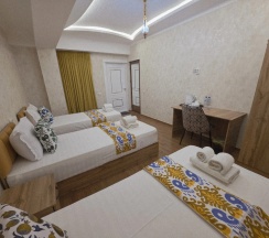 Трёхместный полулюкс в Samarkand Imron Guest House