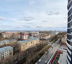 Двухместные апартаменты c 1 комнатой с балконом и с красивым видом из окна (двуспальная кровать) в Квартира 1-к Квартира на Октябрьском Проспекте 117