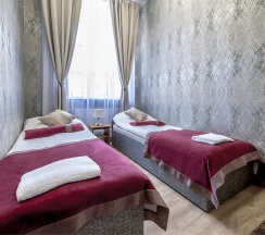 Двухместный номер с 1 кроватью или 2 отдельными кроватями в New Day